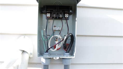 what is an electrical disconnect box|20 amp disconnect box outdoor.